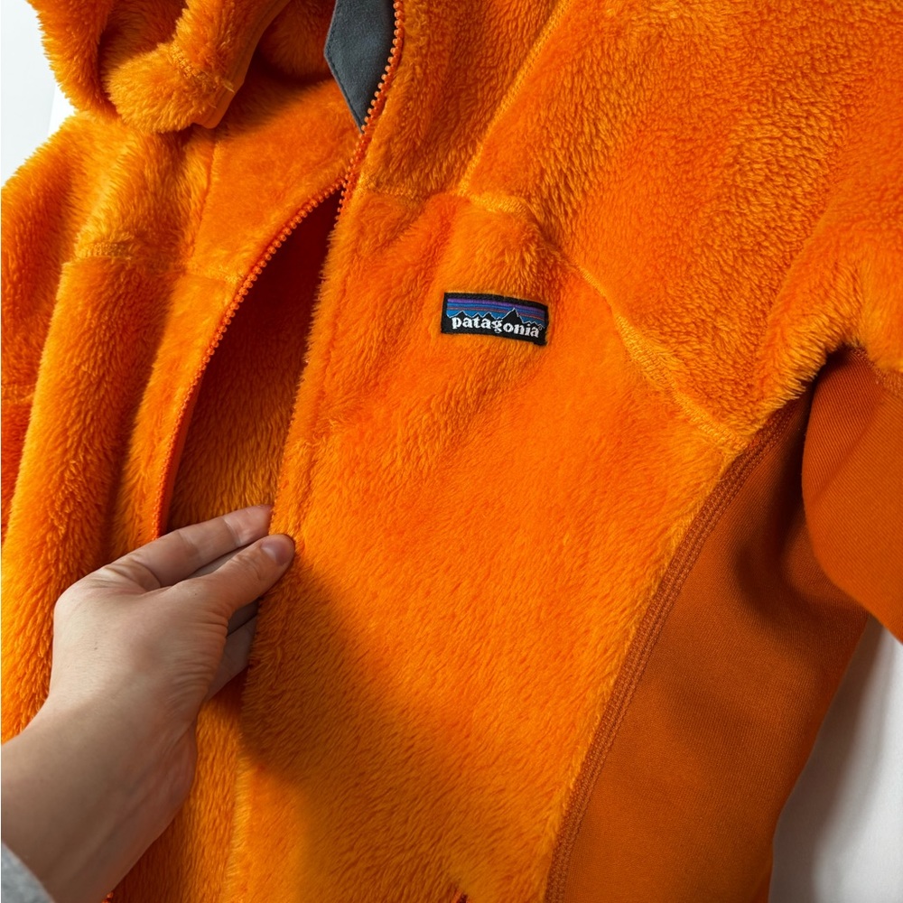 Patagonia Fleece Jacket - Picture 2 of 5